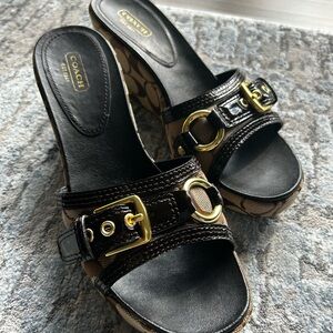 Coach Beige Jacquard Wedges Gold Buckles Brown